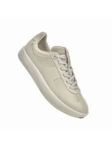 woke/Camel-colored men's trendy retro outdoor sneakers, featuring a retro and trendy design with outdoor wear resistance, suitable for outdoor leisure