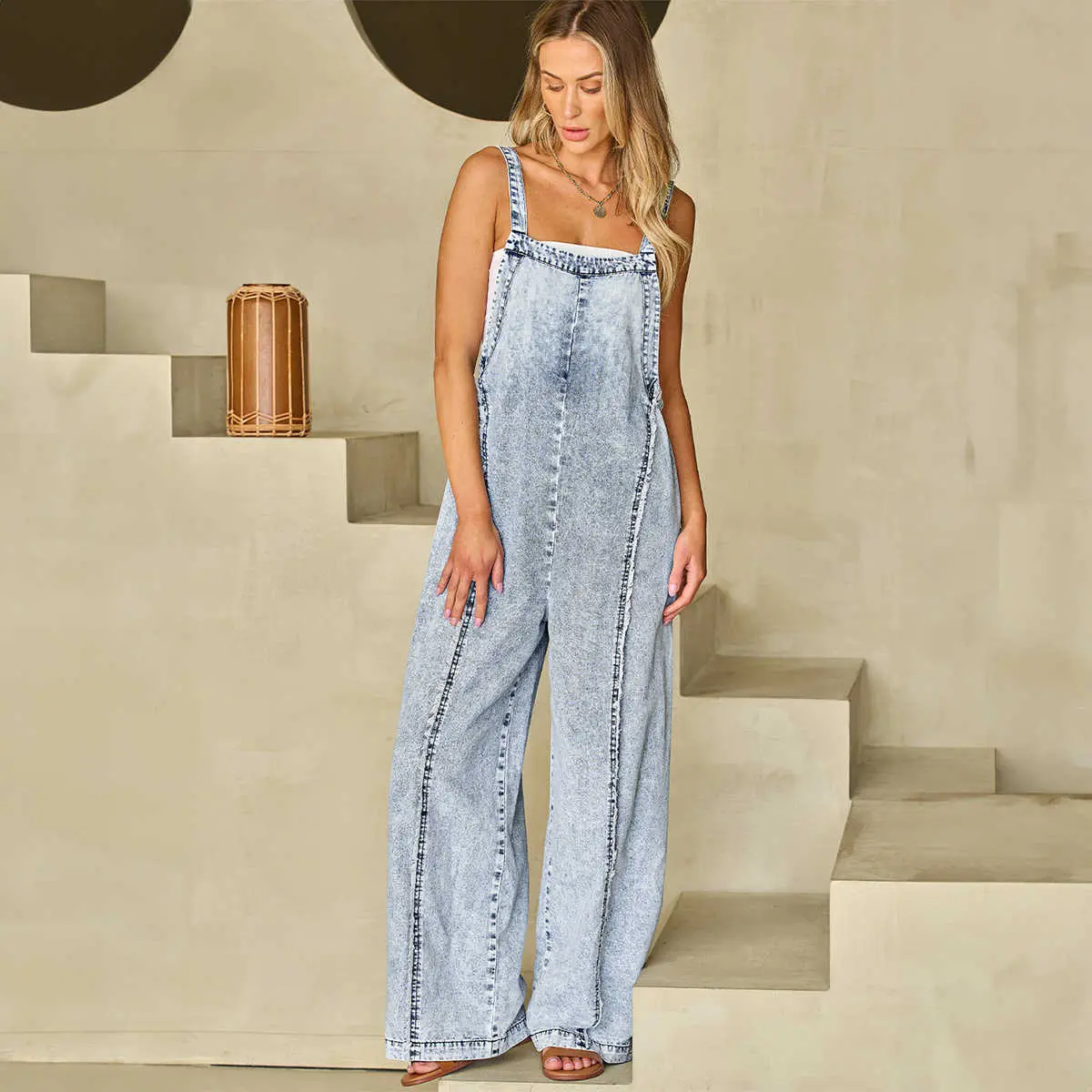 Women's Fashion Cotton Comfy and Cute Wide-Leg Denim Overalls - Vintage Sleeveless Light-Wash 90s Mom Style with Frayed Exposed Seams, Comfy And Cute Overalls, 90S Mom Overalls