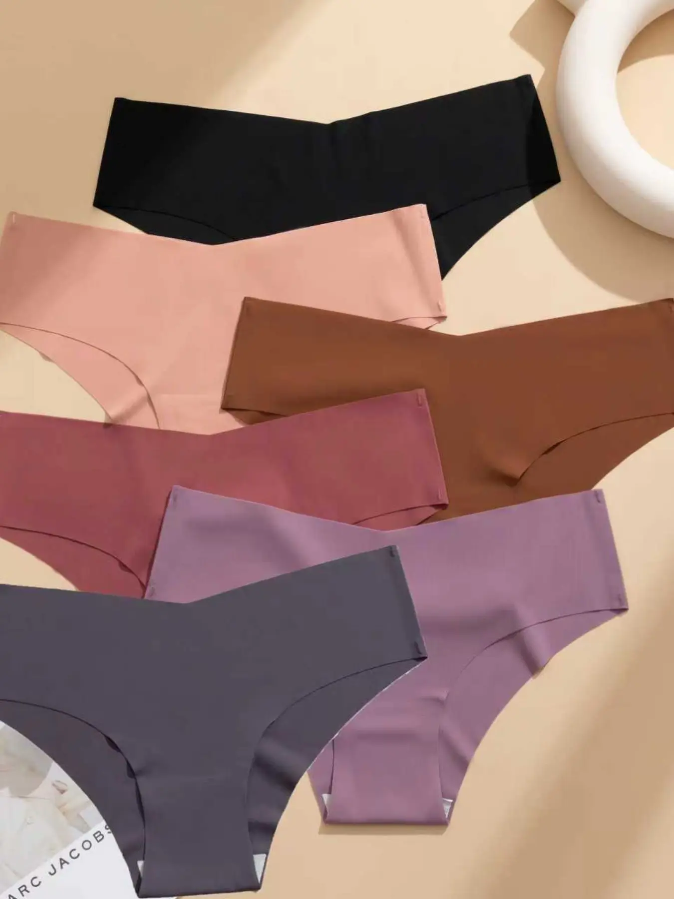 Women's Best-Selling 6-Pack Ice Silk Smooth Seamless Thin Lightweight Breathable Underwear, Sexy Six-Color Quick-Dry Comfortable Sports Panties
