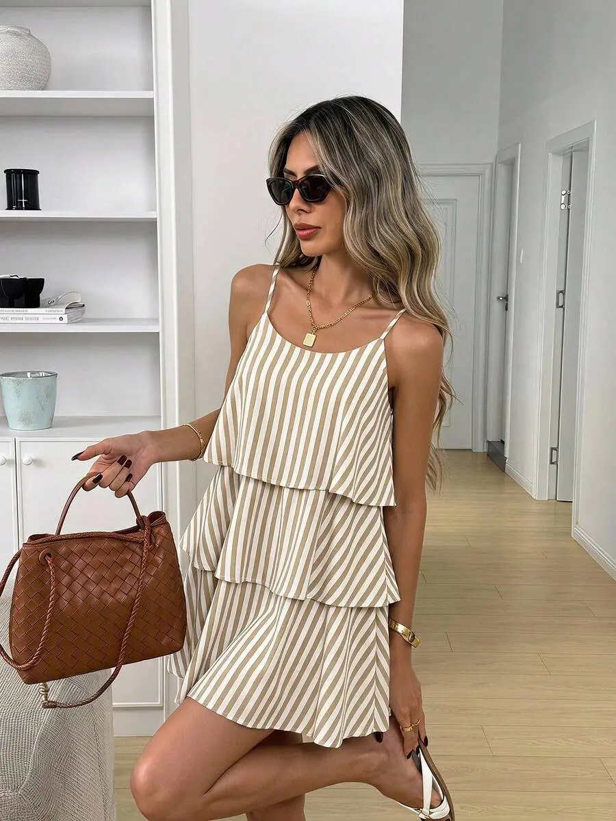 BENJIARMON Multi-Layer Ruffle Hem A-Line Spaghetti Strap Dress With Yarn-Dyed Blue And White Striped Pattern Beach Summer Boho