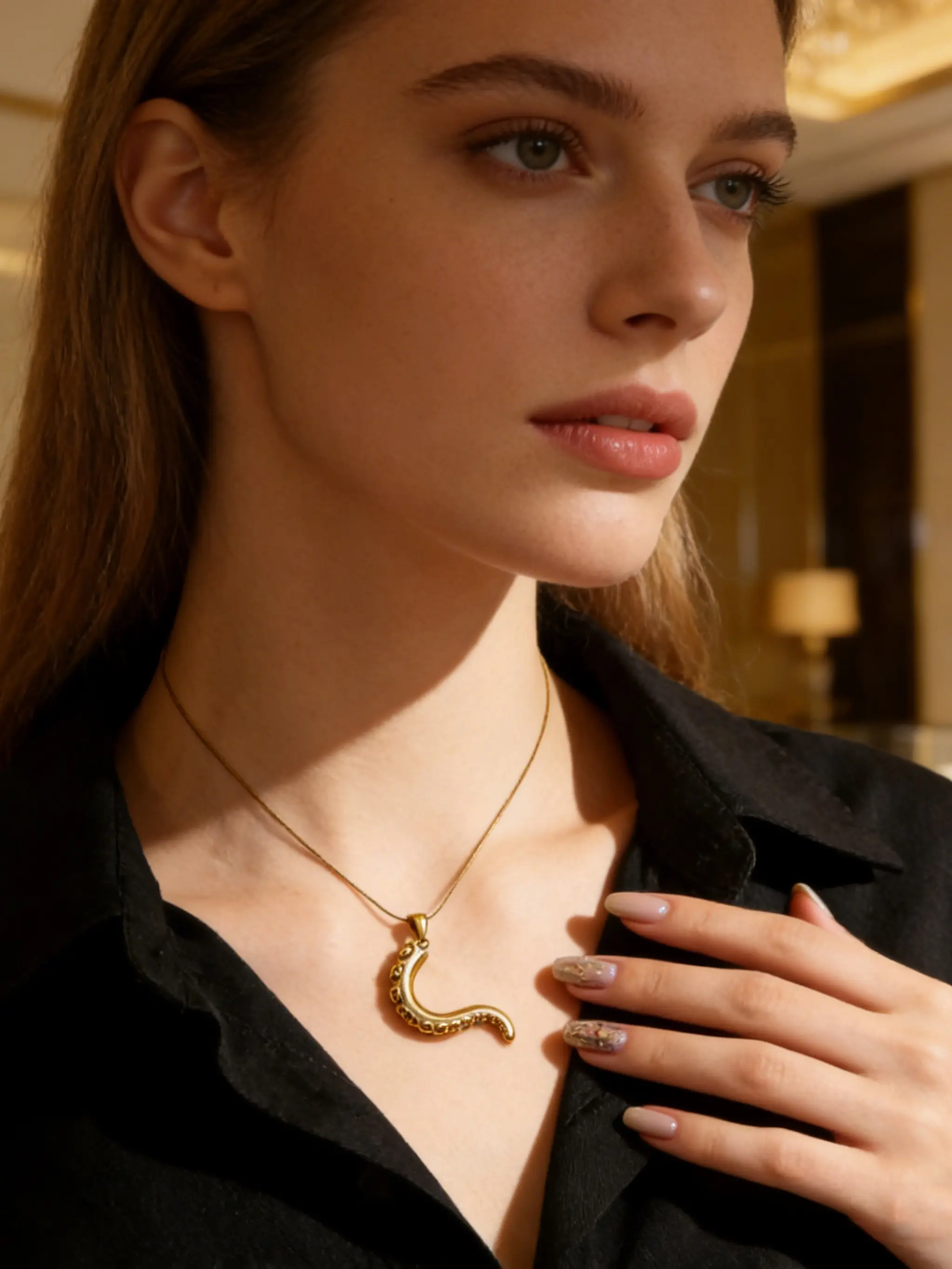Stainless Steel Vintage Octopus Tentacle Pendant Necklace, 18k Gold Plated Antique Snake Chain, Unique Ocean Style Collarbone Chain