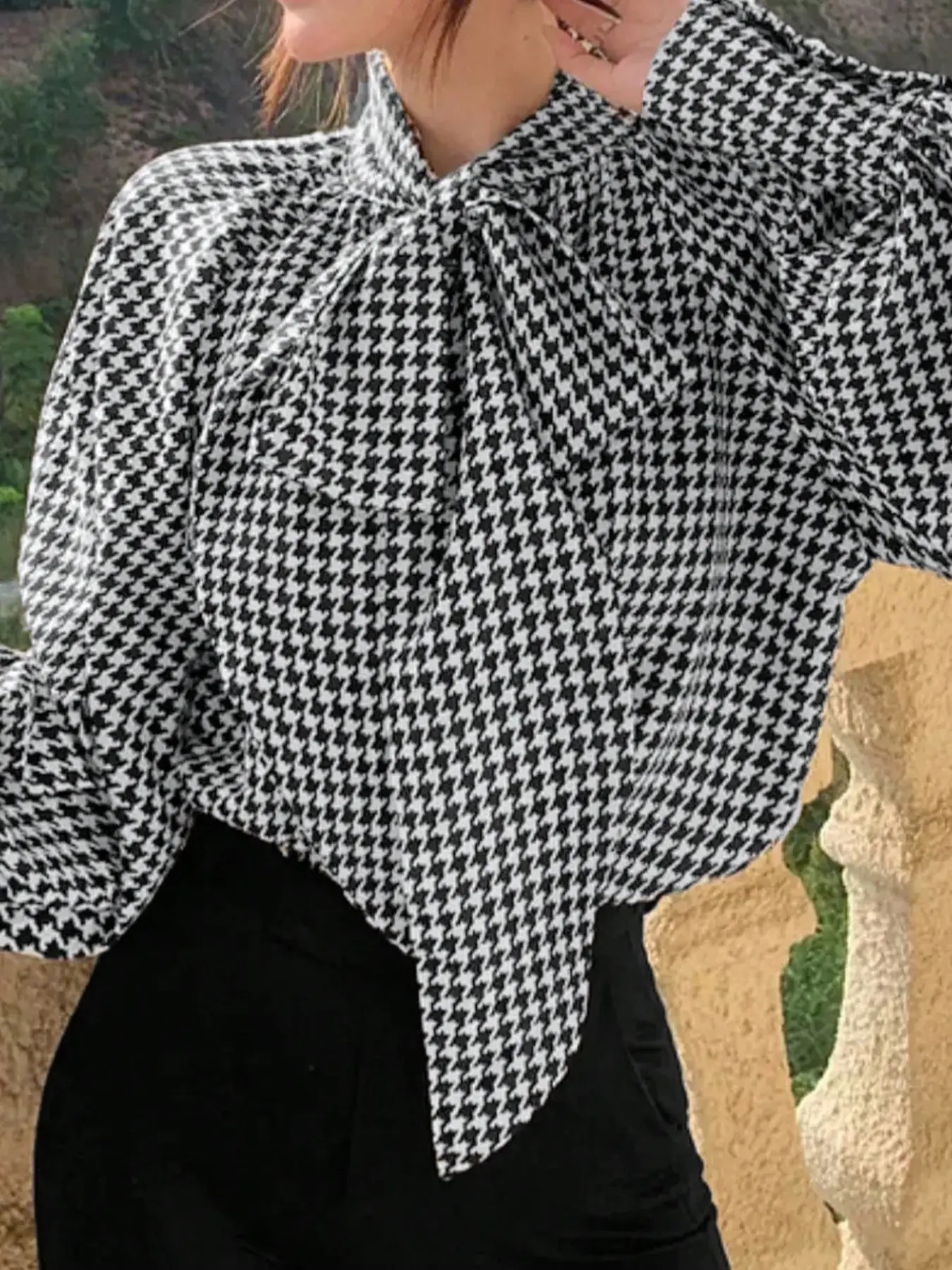 Women's Vintage Checkered Houndstooth Bow Tie Shirt, Bubble Sleeve Long Sleeve Waist Cinching Loose Top, Commuter Office Daily Casual Blouse, Womenswear, Blouses Shirts Tops, Casual Fashion Apparel
