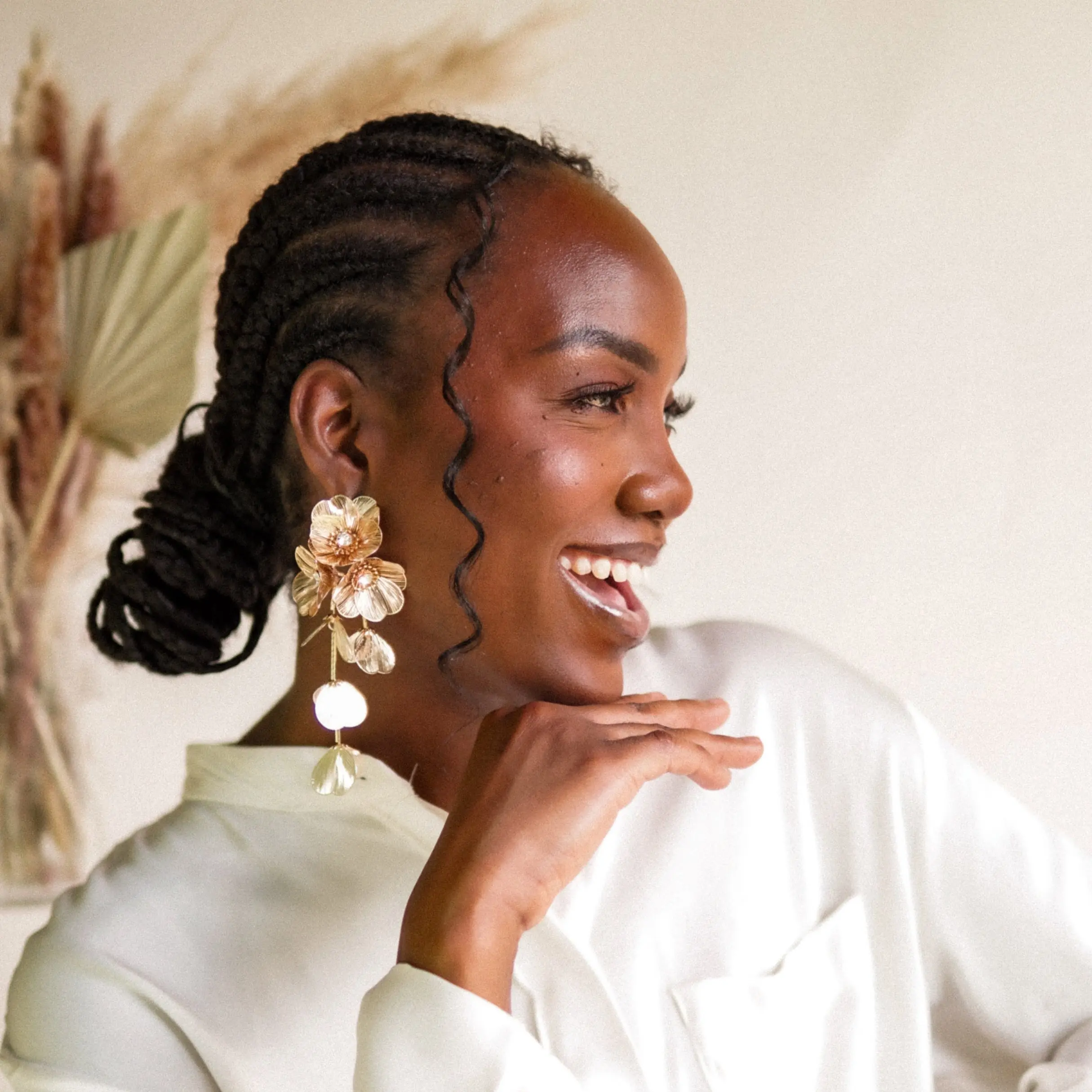 AYLA FLORAL EARRINGS