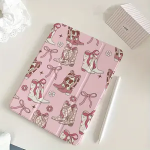 Stylish cowboy theme faux leather pattern with adjustable stand and pen slot, foldable non-slip TPU protective case, suitable for iPad mini, iPad Air, iPad Pro/iPad 10th generation, 11th generation and other series iPad protective cases