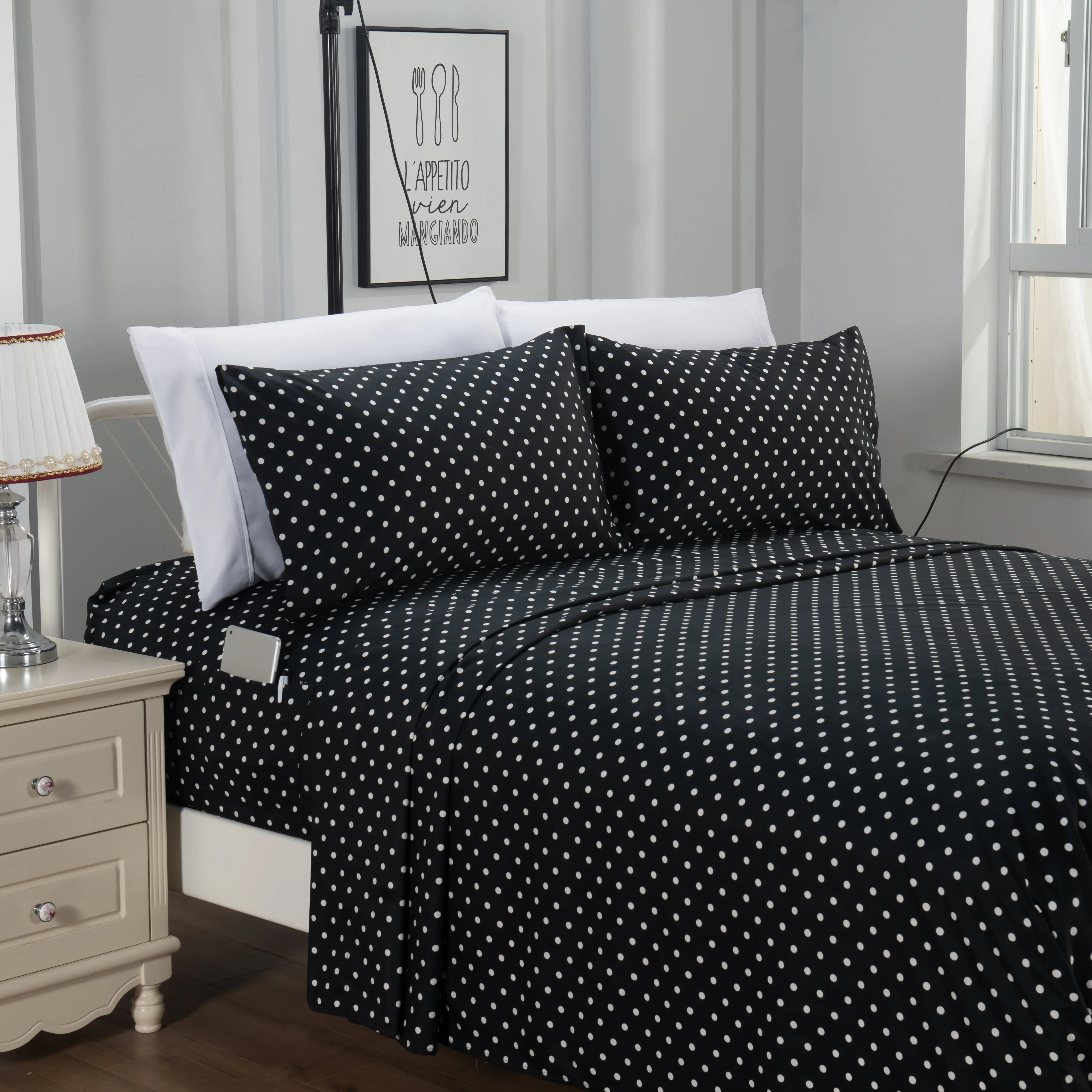 Mocassi Polkadot Pattern Bed Sheet Set - 1800 Thread Count Hotel Premier Bedding, Fade-Resistant Vibrant Soft Bed Sheets