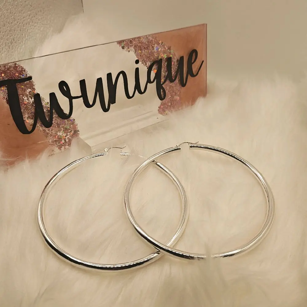 jumbo hollow hoop earrings