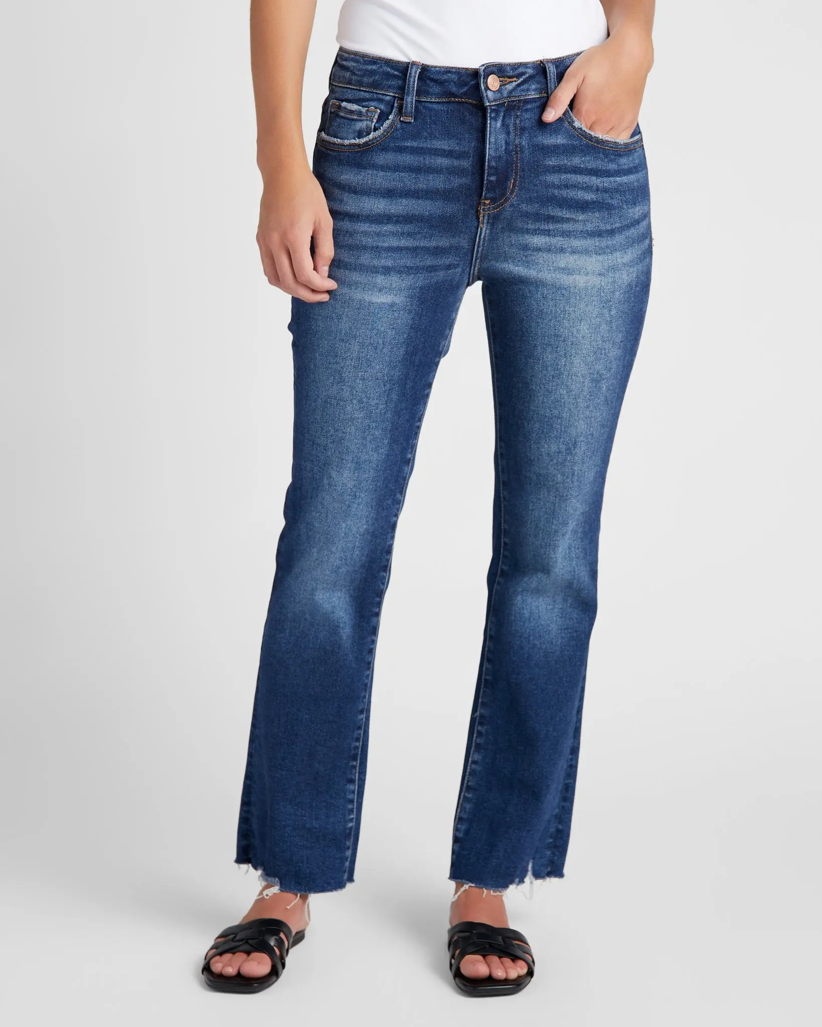 Women's Comfy Mid-Waist Raw Hem Cropped Boot Cut Jeans - Regular Fit Bottoms with Pockets