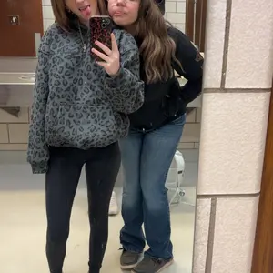 Comfrt Kids | Minimalist Hoodie