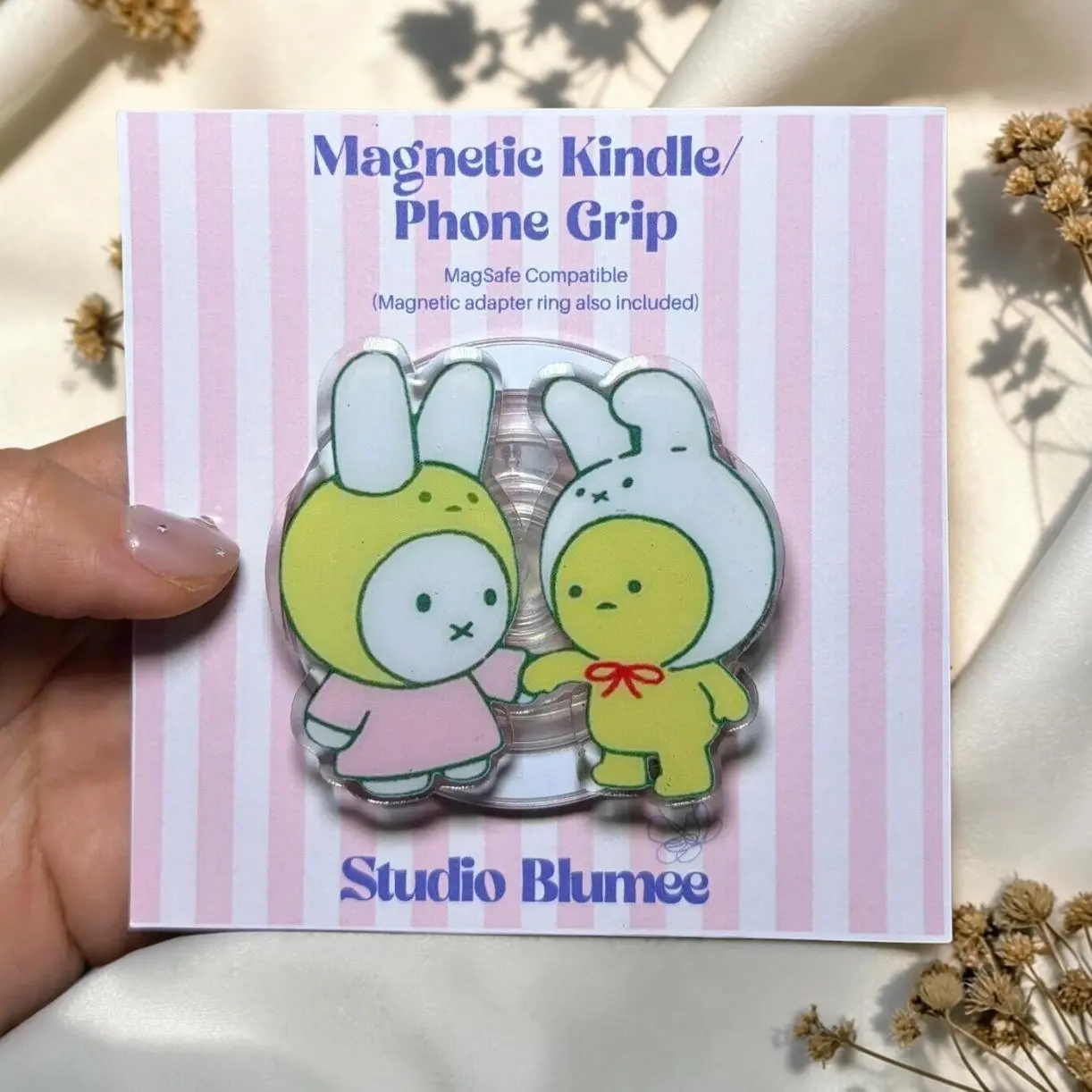 Cute Bunny Magnetic Grip: Phone Stand & Stylish Accessory For Kindle