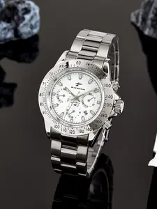 RICECGO Men's Business Watch: Quartz Wristwatch, Stainless steel construction, unique dial markings, date display, a stylish accessory for men, perfect for daily commuting, and an ideal gift for Father's Day or the New Year.