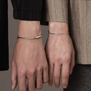 【JOYCE DESIGN】New couple bracelets men and women plain chain a pair of Valentine's Day gifts fashionable simple couple snake bone chain bracelet