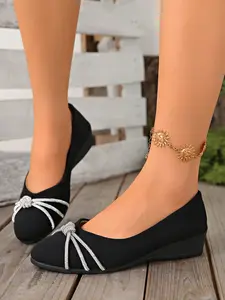 Elegant Women's High Heel Wedge Shoes, Spring & Fall New Style Slip-On Nurse Shoes, Korean Casual Rhinestone Design, Comfortable Single Shoe