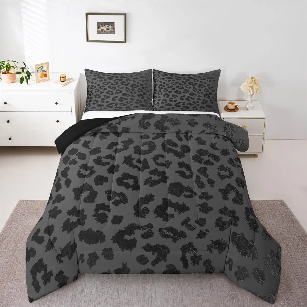 Leopard Print Comforter Set Wild Animal Skin Super Soft Women Bedding Set for Adults Grey Black African Cheetah Wildlife Quilt Duvet Retro Noble Bedroom Decor