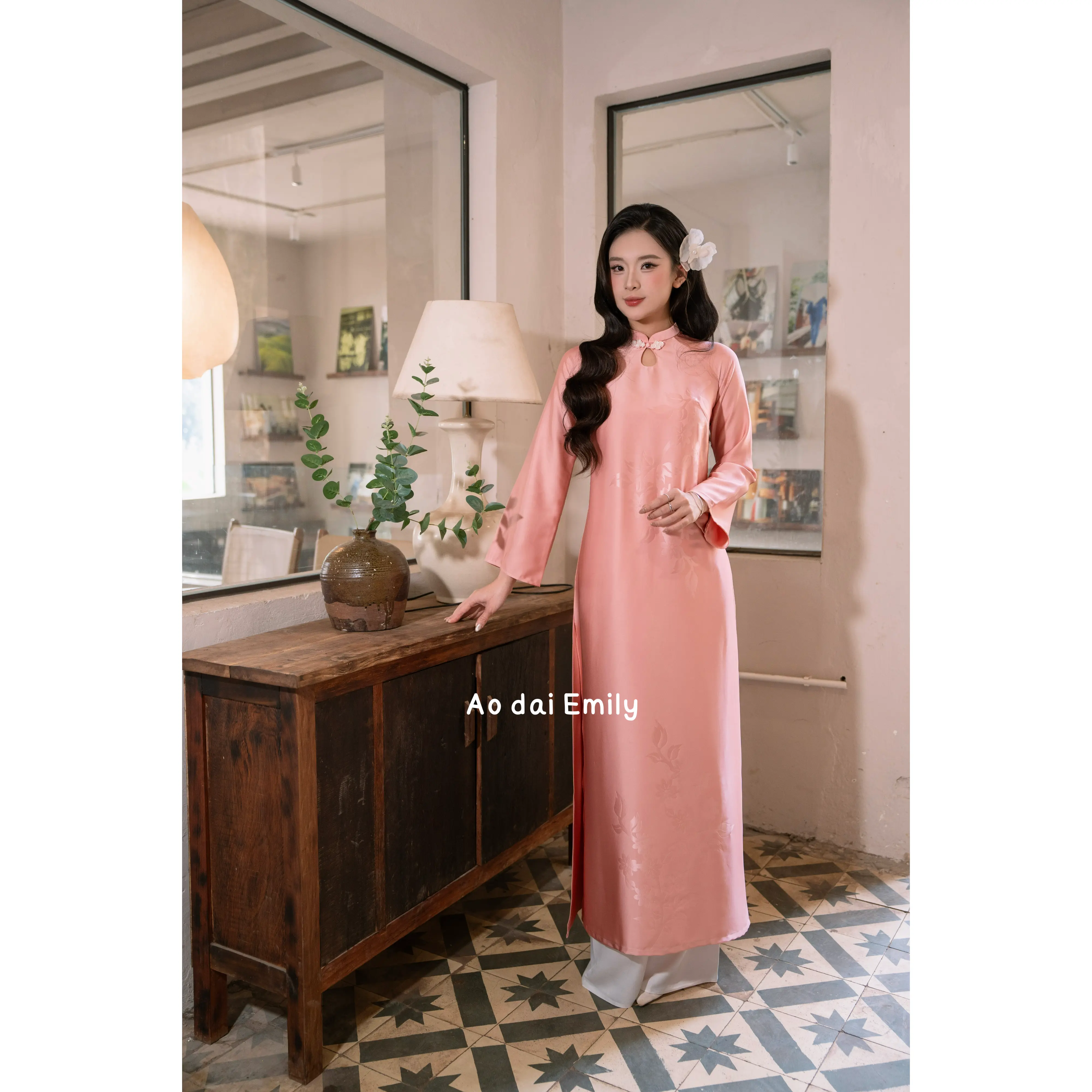 Modern Loosing Pink modern ao dai with teardrop cut out buttons| Candy cane sorrel