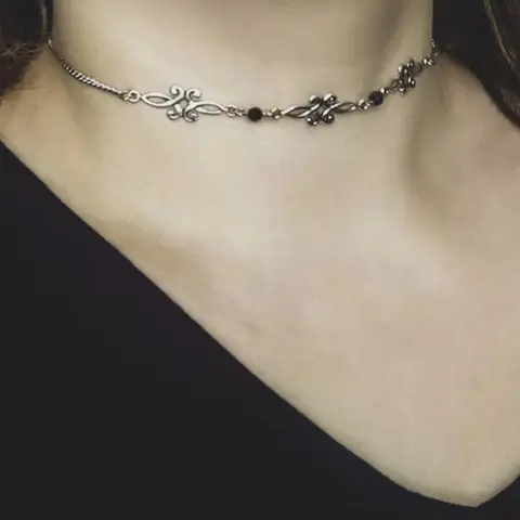 Vintage Glass Bead Floral Necklace for Women, Gothic Creative Personality Party Vacation Necklace, Unique Jewelry Accessory, Dainty Necklaces, Flower Necklace, Beaded Chains, Gift Necklace