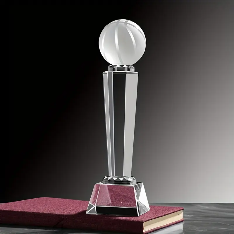 Custom-Made Crystal Trophy: A Unique Sports Medal for Employee Annual Meetings!