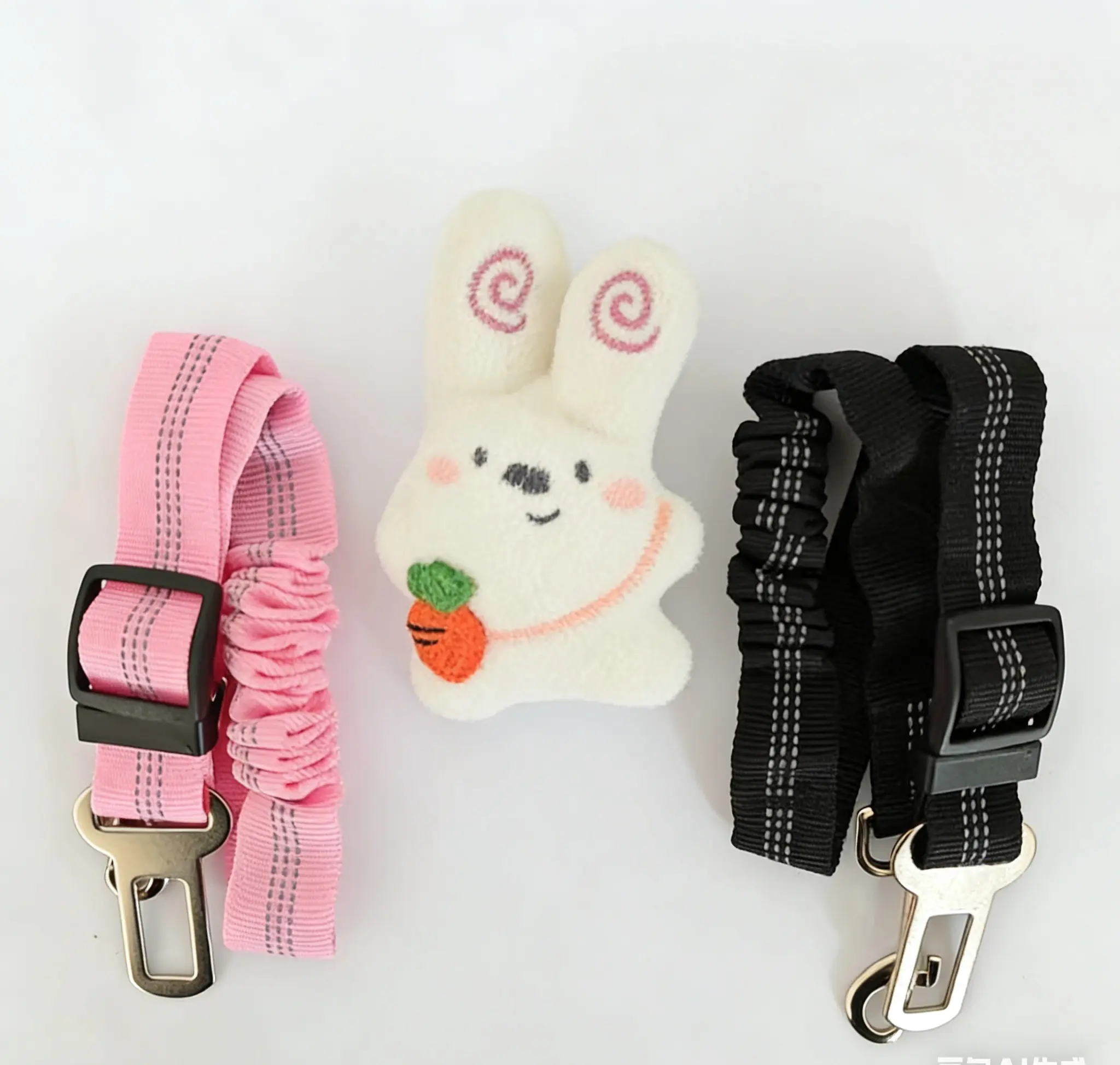 Pet Leash for Dogs and Cats, Adjustable Pet Car Seat Belt, Car Pet Harness with Elastic Bungee Buffer Reflective, Dog Accessories