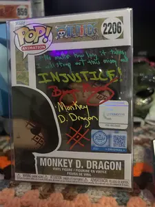 Funko Pop Monkey D. Dragon Signed Bryan massey (CHASE) #2206