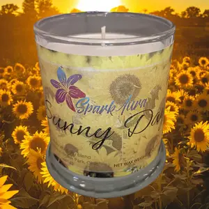 Sunny Day - Honeysuckle & Jasmine scented candle 9oz