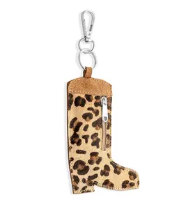 Myra [Live] Trail Topper Beauty Key Fob