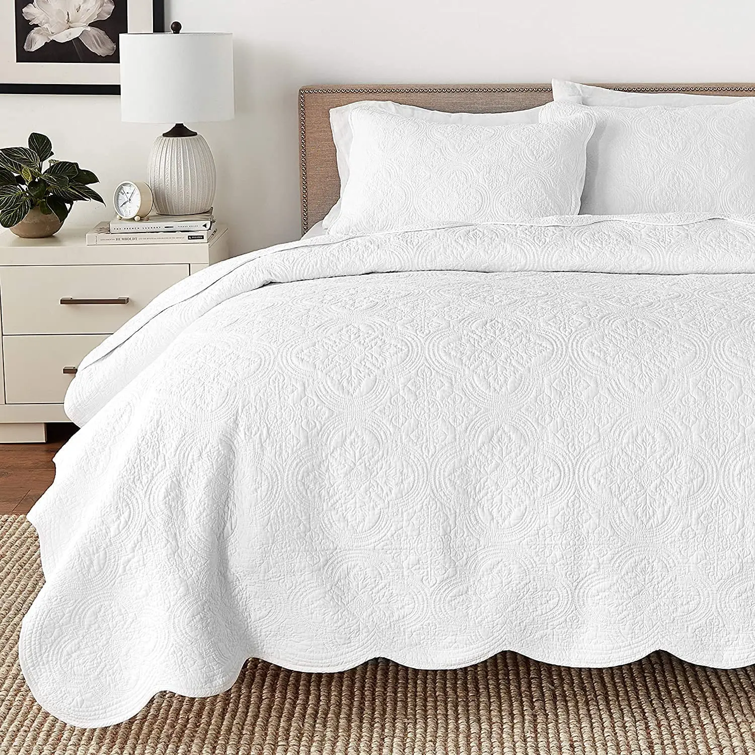 Serenity White Victorian Scalloped Floral Medallion Soft Pure Cotton Reversible Quilt Decorative Bedding Set, Multi-Size, Includes Sham(s), Soft Bedding Sets