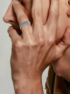 New product jewelry - men's titanium steel rotatable ring, stackable finger rings, outdoor stress relief rotating finger ring, Anxiety Fidget Ring