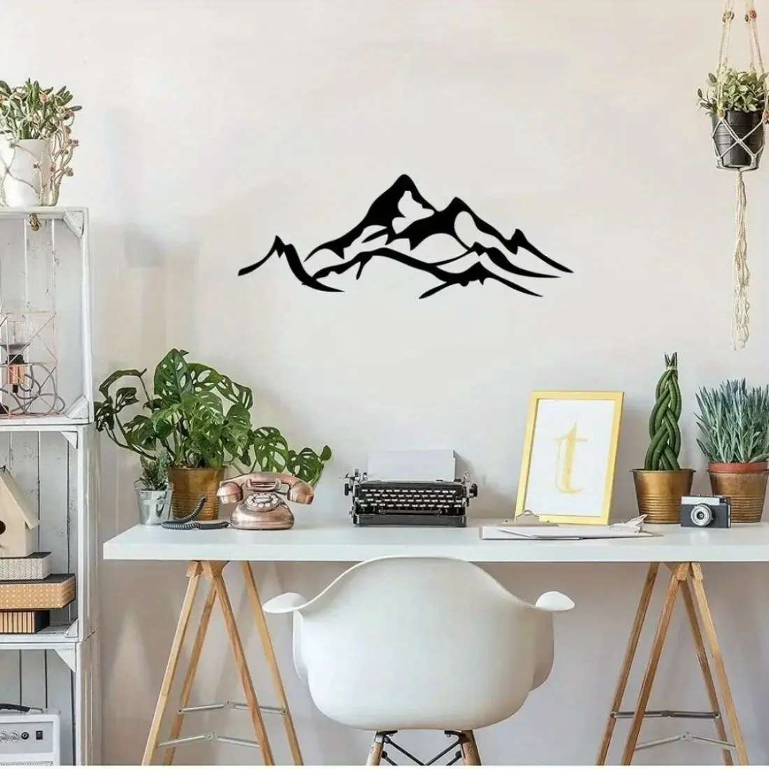 Exquisite 15cm/5.9in Black - and - White Mountain Silhouette Wall Decal: Ideal for Minimalist - Themed Bedrooms, Home Offices or Rustic - Style Living Rooms.Wall Sculptures
