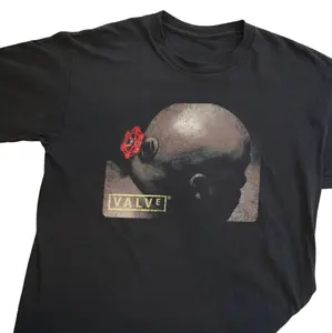 Mr. Valve Half life T-Shirt, Video Game Shirt, Graphic Tee, Unisex T-Shirt, Dark Aesthetic Tee, Distressed Gamer Gift, Vintage Gamer Streetwear Menswear Top