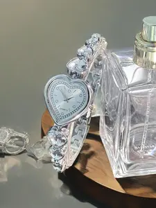 1 heart-shaped diamond inlaid women's watch, niche fashion, caring women's quartz watch, peach heart bracelet watch, women's watch, Diamond Wrist Watch