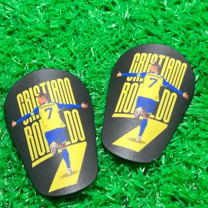 Football Player Design Shin Guard,  1 Pair  Portable Lightweight Football Shin Guard, Football Protective Gear for Men & Women