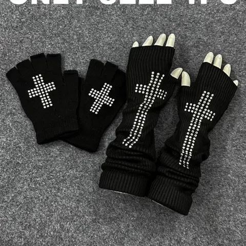 Women's Plaid Long Seamless Knit Gloves for Winters, Fitted Touchscreen Compatible Mitts, Soft & Warm Fall Winter Accessories for Casual Wear