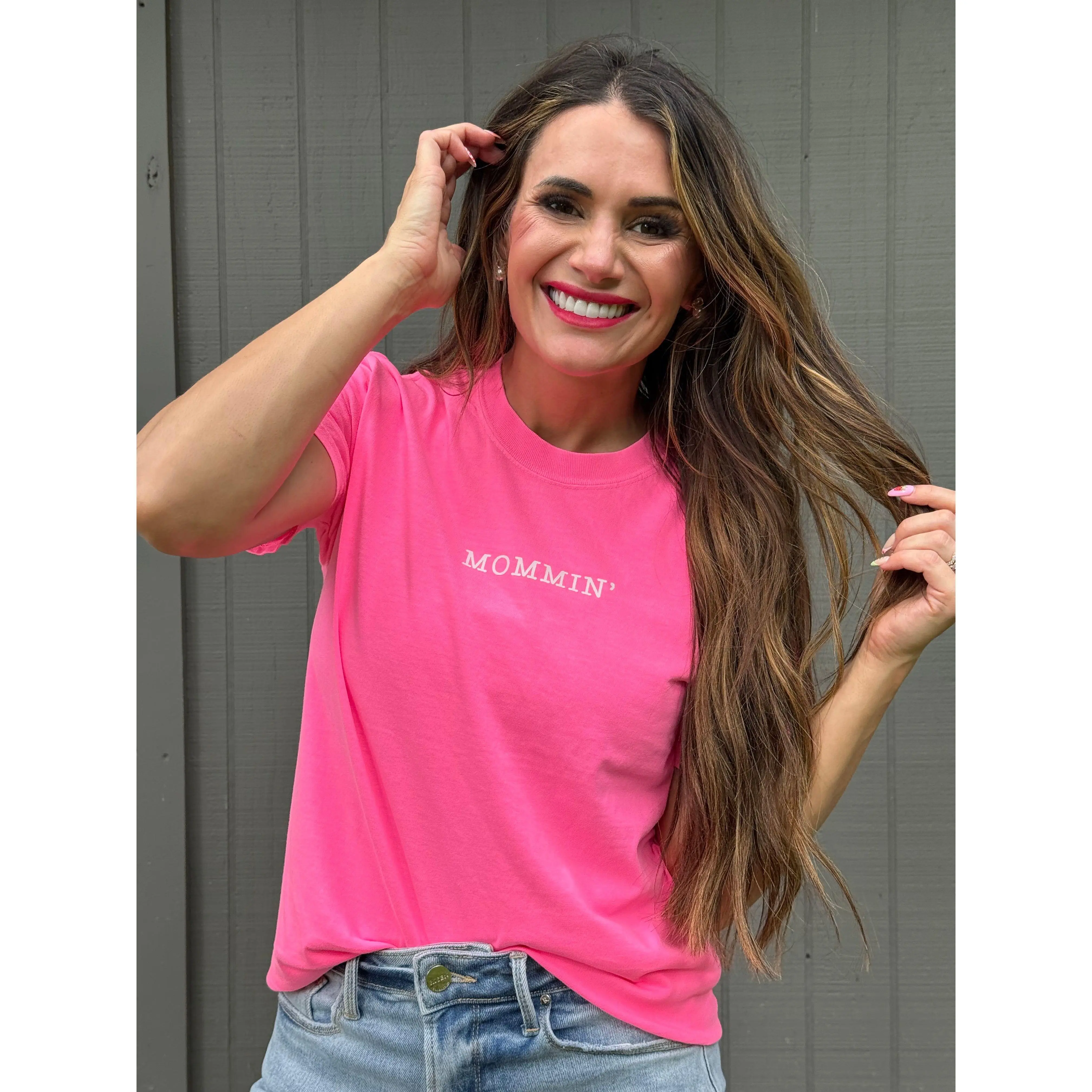 Mommin’ Tshirt