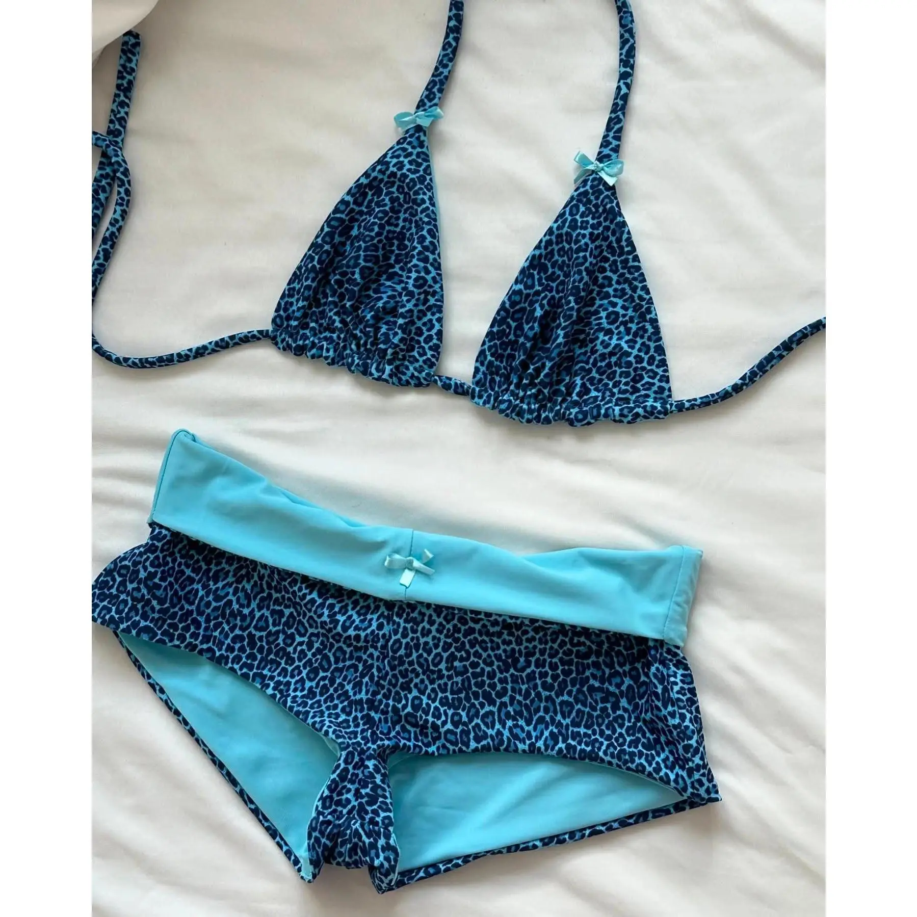 Women's Halter Neck Triangle 2-Piece Bikini Set - Vintage 90s Aesthetic, Coquette Look, Stretch Quick-Dry Fabric, Summer Boy Shorts Swimwear