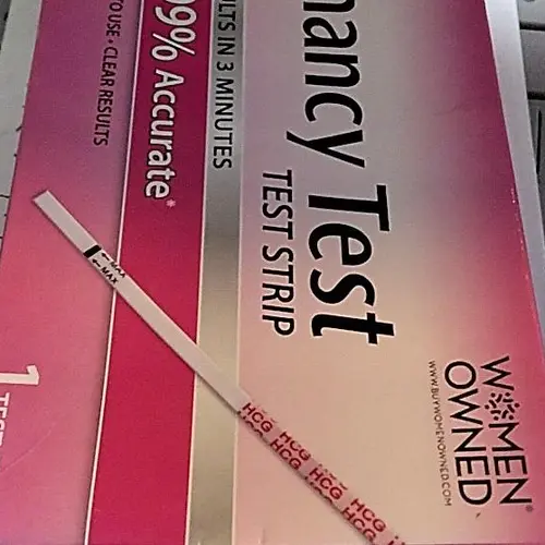[Quick sale] Artificial Gemstone Necklaces & Pendants pregnancy test 