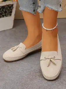 Women's Wide Width Flat Mary Jane Shoes, Soft Sole Loafers, Casual Flats, Spring & Fall, Tassel Decor Slip-On Design, British Fashion Trend, Multiple Colors Available