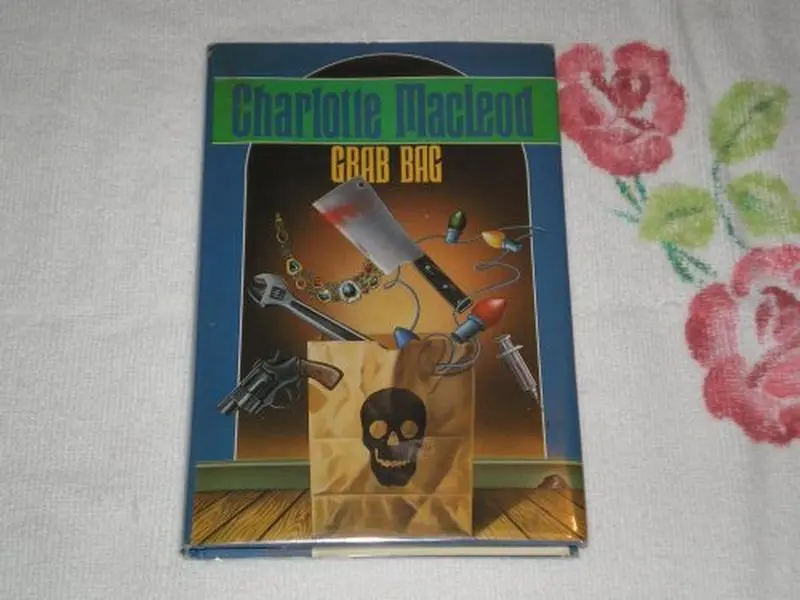 USED Book - Grab Bag by Charlotte MACLEOD (Hardcover) - english