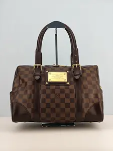 Pre-owned Damier Ebene coated canvas Clutches & Wristlets Louis Vuitton Berkeley Damier Ebene Bag【DU5101】
