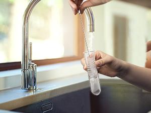 Renter-Friendly Large Indoor Plant Wall Hanger 3-Tier Glass Test Tube Planter 15.7" Wide for Small Apartments Office Spaces Decor Hanging