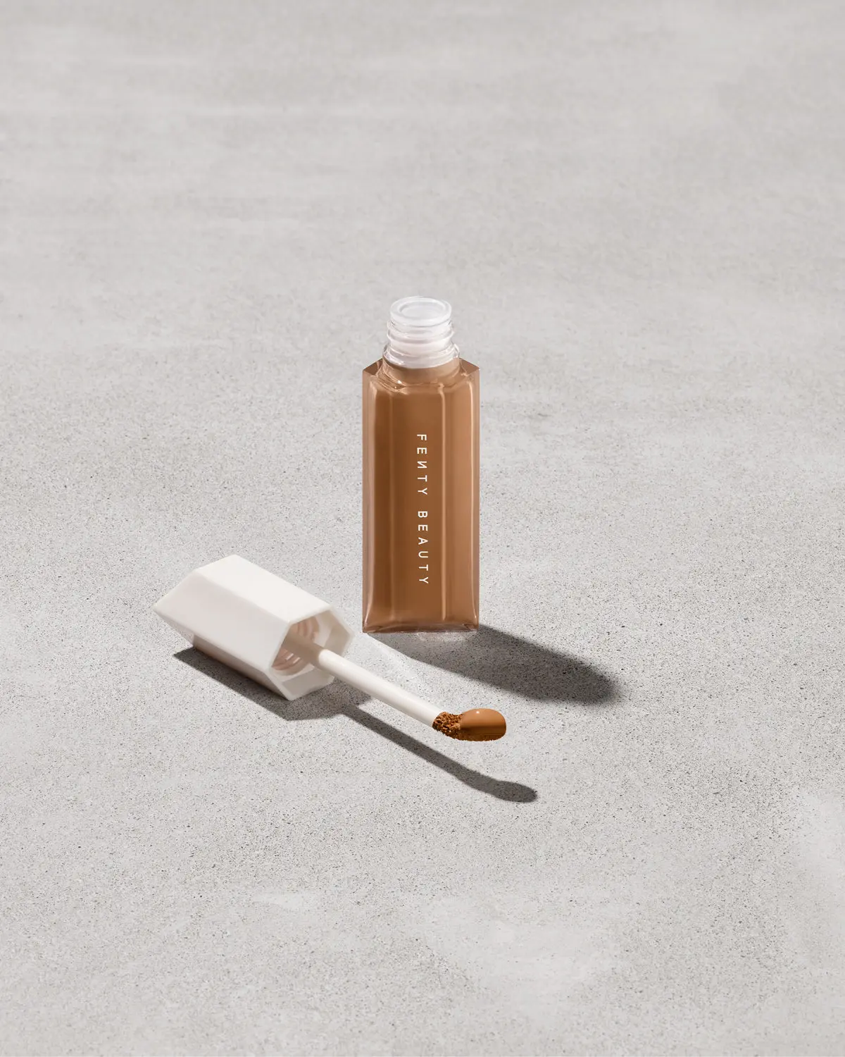 We're Even Hydrating Longwear Concealer — 400N We're Even Hydrating Longwear Concealer — 400N