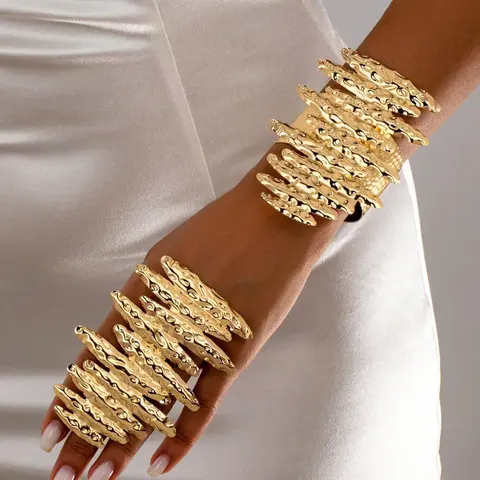 2 Piece Set Wrinkle Wave Bold Bracelet and Statement Ring Set, Personalized Large Size Design, Fashion Street Style Party Jewelry, Fashionable Jewelry Set, Trendy Jewelry Set