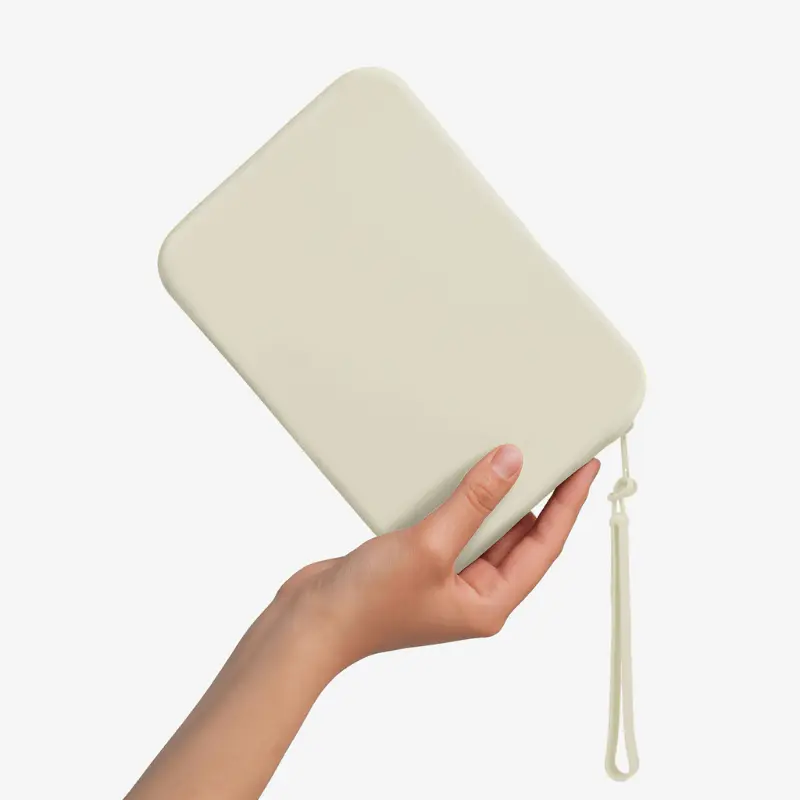 Holiday Edition Strapsicle Clutch