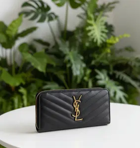 Pre-owned Yves Saint Laurent Leather Small Leather Goods Saint Laurent Chevron Zipper Wallet