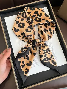 Fashion Edge Leopard Print Scarf, Versatile Neck Warmer & Collar Accessory, Perfect for Travel & Dating