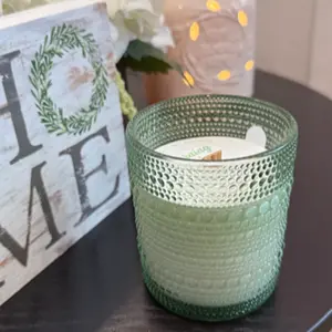 Morning Rain 7.5 oz soy wax candle - clean scent