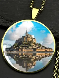Mont Saint-Michel France Landscape Pendant Necklace - Zinc Alloy Glass Dome, Travel Souvenir Jewelry, Perfect Gift for Travel Enthusiasts & History Buffs, Ideal for Daily Wear & Vacation Memory