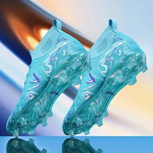 Men's football boots with spikes - lightweight, non-slip training shoes for outdoor and indoor use, comfortable artificial turf shoes with lace-up closure, all-season sports shoes, durable indoor football boots