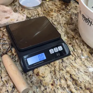 High Precision Electronic Kitchen Scale with Auto On Off Feature for Accurate Food and Liquid Measurements 6000g x 1g Capacity