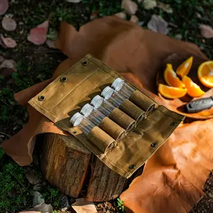 Oil Wax Canvas Five-Compartment Spice Storage Bag, Leak-Proof Food-Grade Silicone Seal, Ideal for Camping, BBQ, Outdoor Use