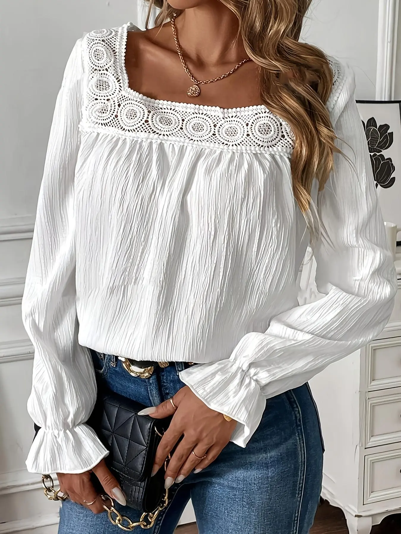 Women's Plain Contrast Lace Flounce Sleeve Fitted Boho Cottagecore Blouse, Casual Feminine Square Neck Long Sleeve Top for Spring & Fall, Women's Clothing for Daily Wear, Casual Daily Tops, Womenswear, Lady