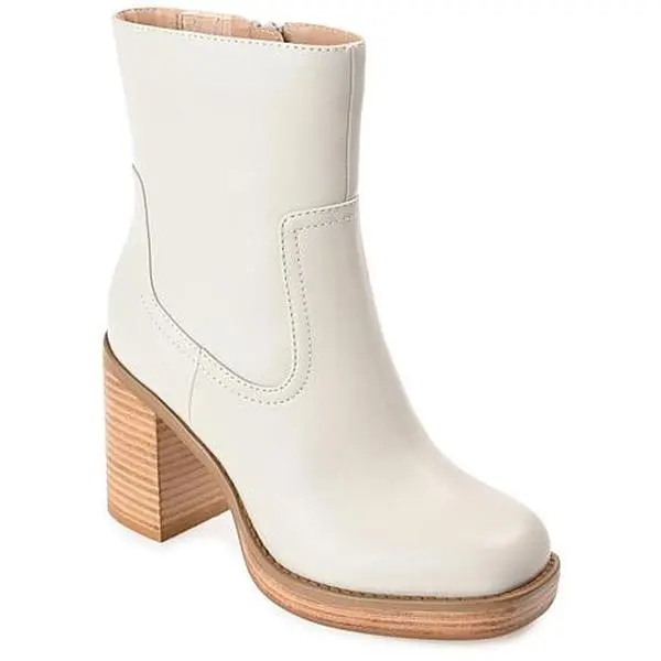 Journee Collection Women's Tru Comfort Foam Brittany Bootie